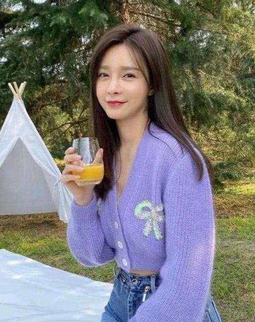 脸上有这3处“特征”的女生,并不适合留刘海,露出五官更女神