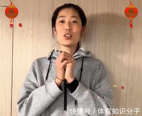 朱婷|中国女排大拜年！郎平朱婷送祝福，惠若琪搞怪，张常宁最甜蜜