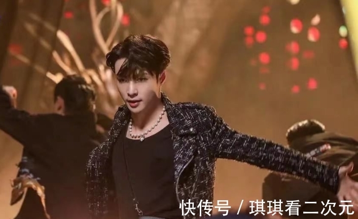 张艺兴|《街舞4》开录,张艺兴和大华即将相遇,二人生图太圈粉