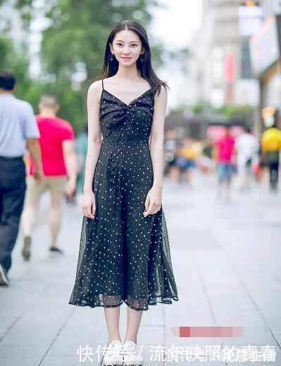 小白|不管日常还是通勤，少不了这双小白鞋