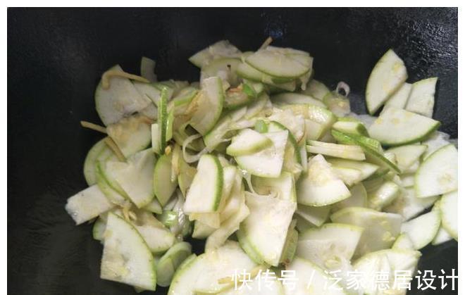 鸡蛋|秋天渐凉，1道碱性食物要多吃，隔三差五吃一顿，清淡味香