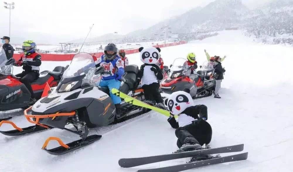 天府花溪谷|西岭雪山1月1日接待量已达上限 建议未购票游客先前往周边景点丨冬游四川上封面