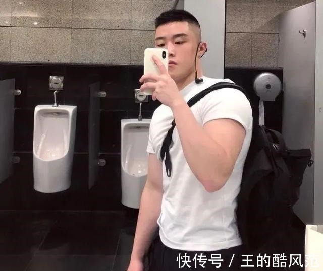 肌肉|寸头肌肉博主靠胸肌出圈,网友们看后都不淡定了!
