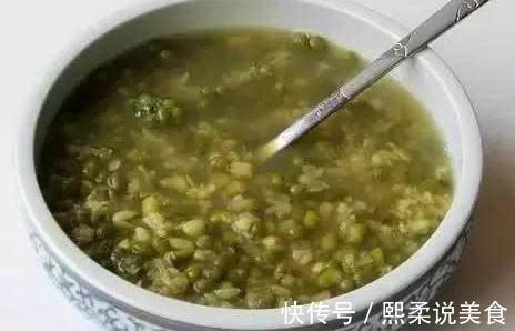 卖粥大妈教2招不管红豆或绿豆,5分钟煮开花,香浓酥软更好吃