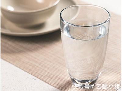 平均寿命|长寿的老人早起后,一般都有4个好习惯,你若占2个,那也不错