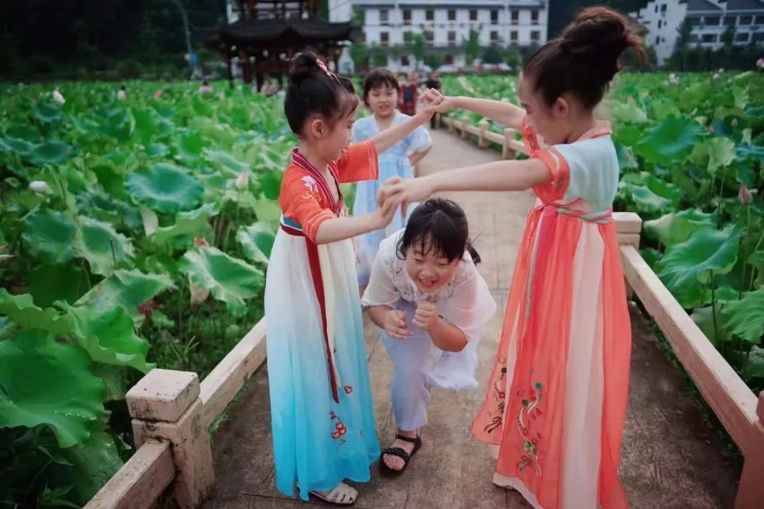 孩子们|太好玩！这个网红亲子游，看了分分钟就想去遛娃～