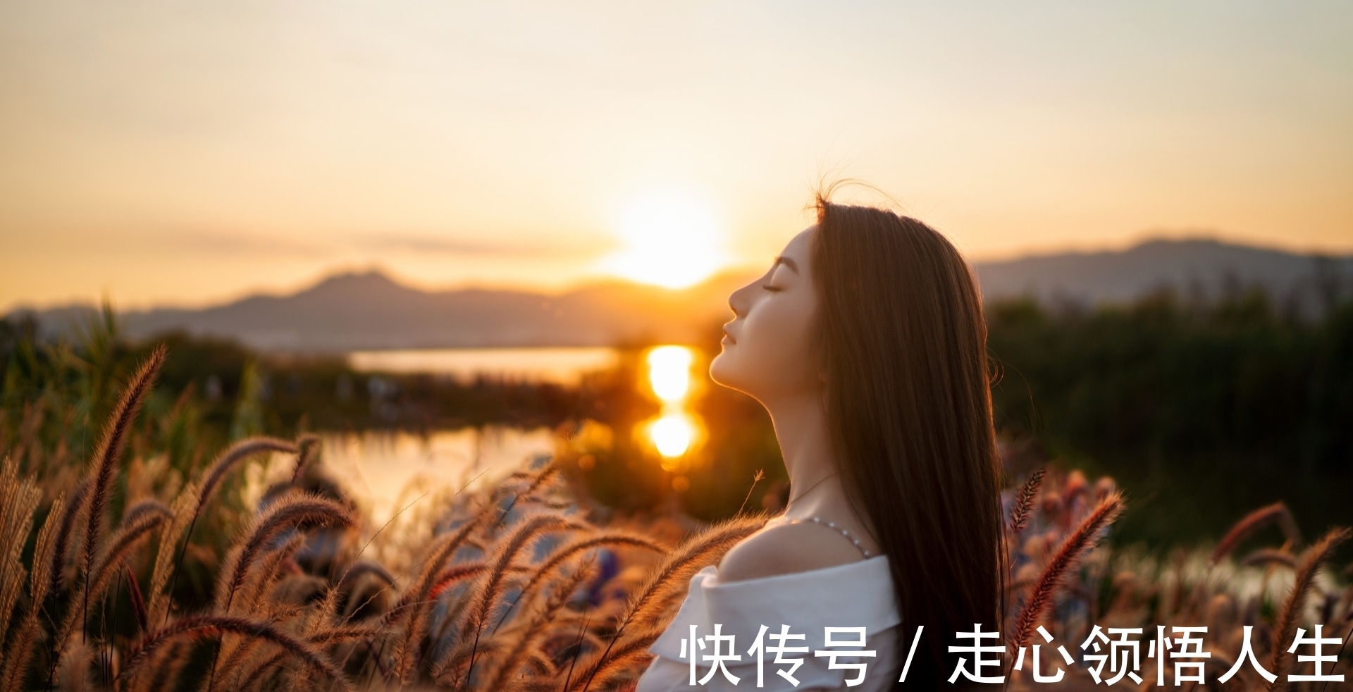 尘心&多少世间萦绕事,怎奈尘中参透。寂寂凭窗听,归叶秋声微扣