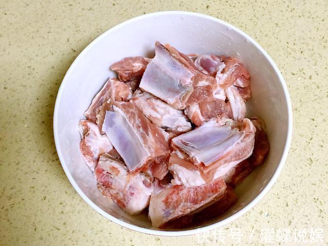 排骨的新做法,既好吃又不上火,2碗大米饭都吃不够