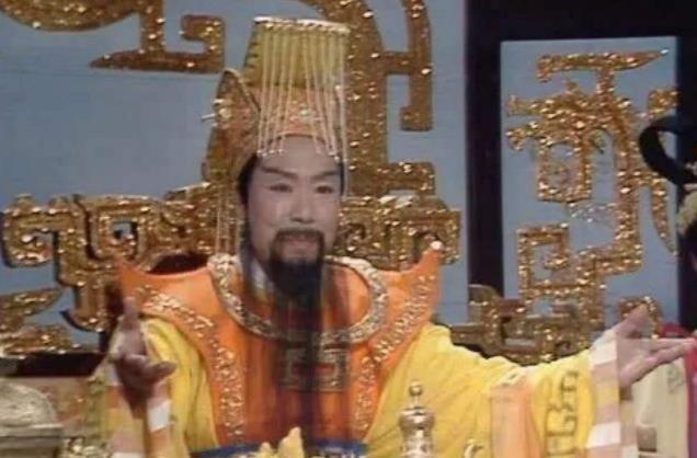 太白金星|猪八戒什么神仙都不拜,为何见到他就跪下磕头?你看他有何来头