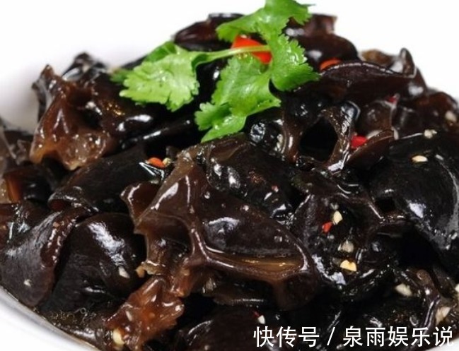 含有|炒黑木耳时加一宝,三天吃一次,清毒排垃圾,视力好,子宫更干净