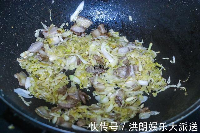 一到冬天,老公就馋它,8块钱煮一锅,端上桌吃到锅都舔干净!