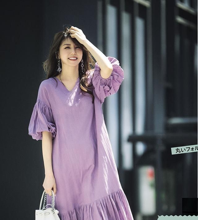 女性|那些35+也能hold住的亮丽色系,摆脱黑白灰舒服,夏季减龄必备