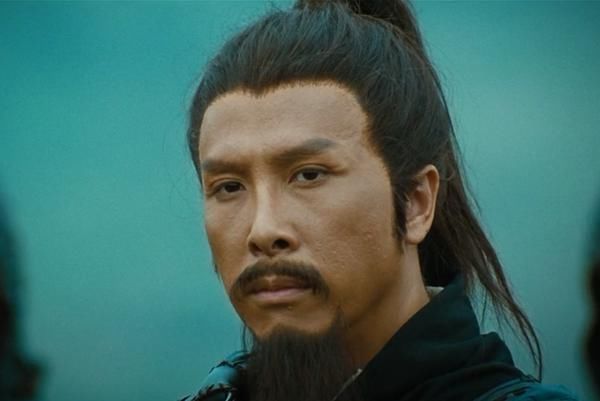 答案|关羽为何瞧不起黄忠?答案其实很简单