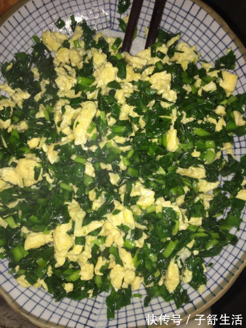 身体健康|建议中年人，无论有钱没钱，都要多吃这道菜，对身体健康有好处！