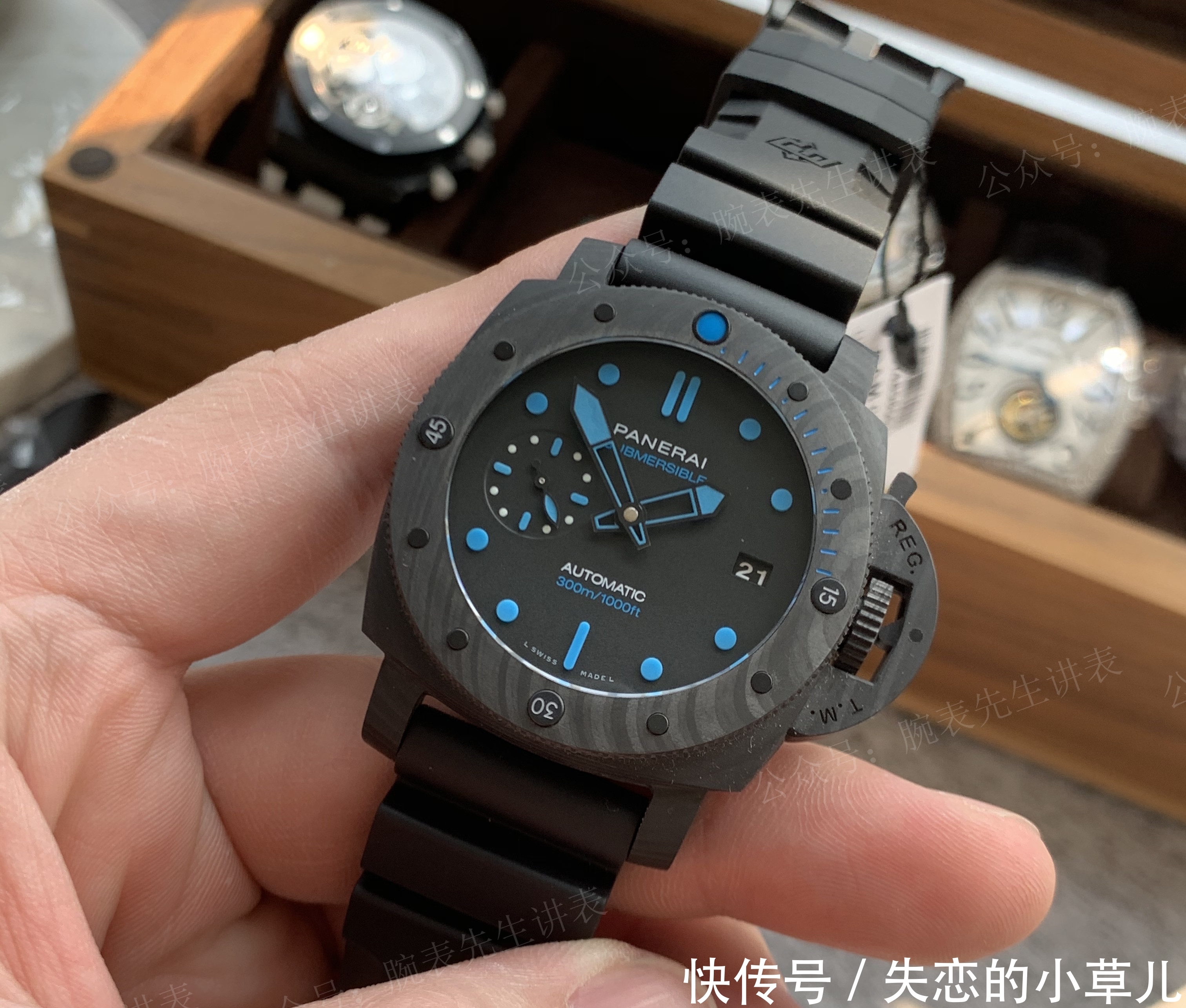 沛纳海pam960内柔外刚碳纤维腕表,42mm小手腕表径!_【快资讯】