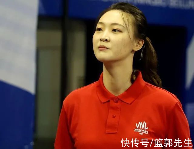 美国女排|惠若琪晒照,给老公庆生,现实才残酷,生娃后她的脸比老公的还大