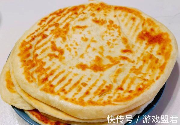 死面大饼怎么做软而不硬?用对和面水是关键,教程来了,一学就会