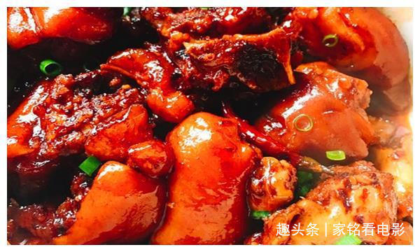 美食推荐红焖猪蹄,回锅香辣猪蹄,杏鲍菇炒肉片,豆芽炒粉条