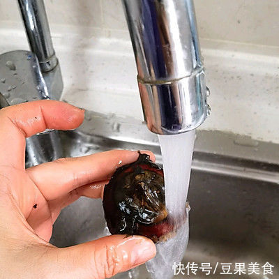 水淀粉|营养和美味，都在这道荸荠炒木耳里