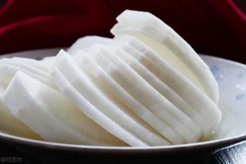 2分钟教你制作川味萝卜干,不用晒不用等,又脆又香,2天就能吃