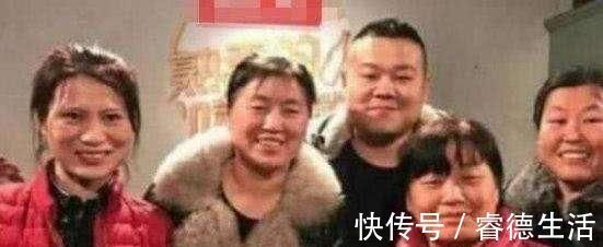 基因|娃和爸妈长一样算啥,祖孙3代用一张脸才少见,这家族基因太霸道