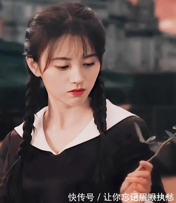 发型 丸子头已经不流行了,今年这6种“发型”是真火,简单大方显脸小