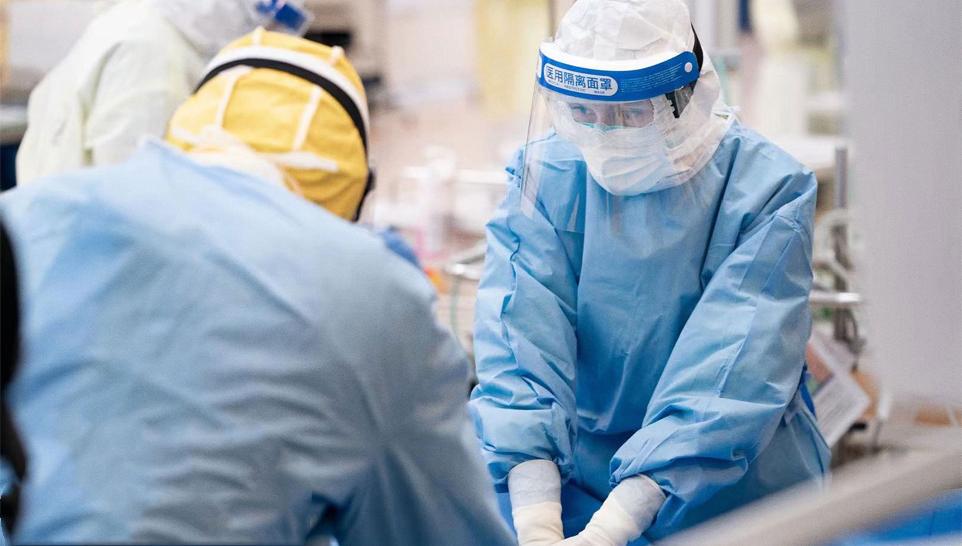 中国医生|《中国医生》的真实故事,孕妇感染新冠肺炎,提前三个月剖腹产