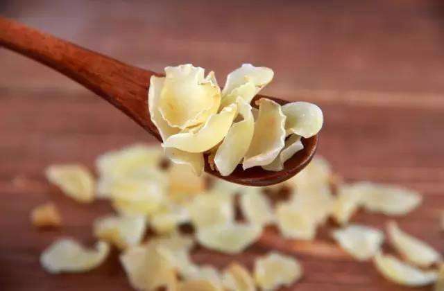 辣木籽|长期睡眠不足对身体伤害很大,多吃4种食物缓解失眠,倒头就睡