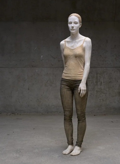 布鲁诺!他将灵魂注入木雕,把木头变成艺术品,靠神技征服众人