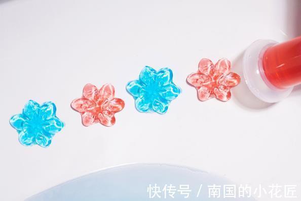 上海|上海发现一位50岁阿姨的家，卫生间布置的真高级，拍给大家学学！