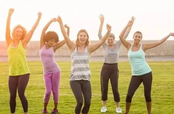  受损|肝受损时，指甲会有一些“表现”，切莫忽视