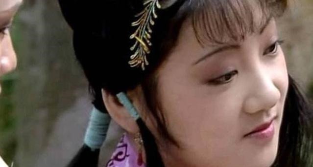 丫鬟#贾母让丫鬟鹦哥去伺候林黛玉,为何要改名为紫鹃,竟有这样的深意