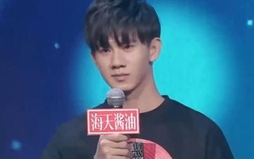 相親節(jié)目|5分鐘能做300俯臥撐！特種兵上相親節(jié)目，創(chuàng)下爆燈記錄