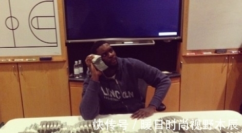 步行者|NBA八大最震撼炫富方式:有人美金当厕纸,科比买飞机成最大憾事