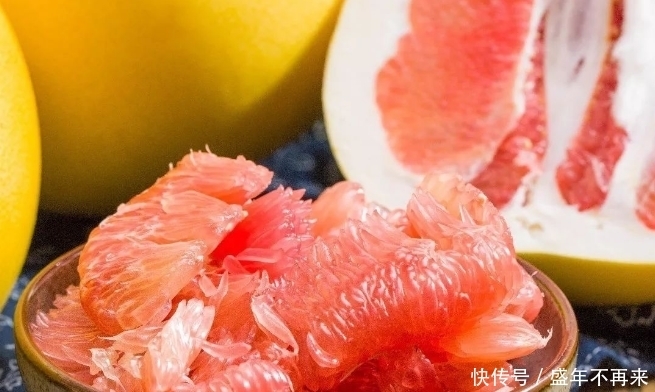 水果营养丰富促健康,营养师:以下4种水果蒸着吃,功效翻倍
