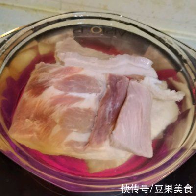 绵白糖|我这样做梅菜扣肉，家人都爱吃