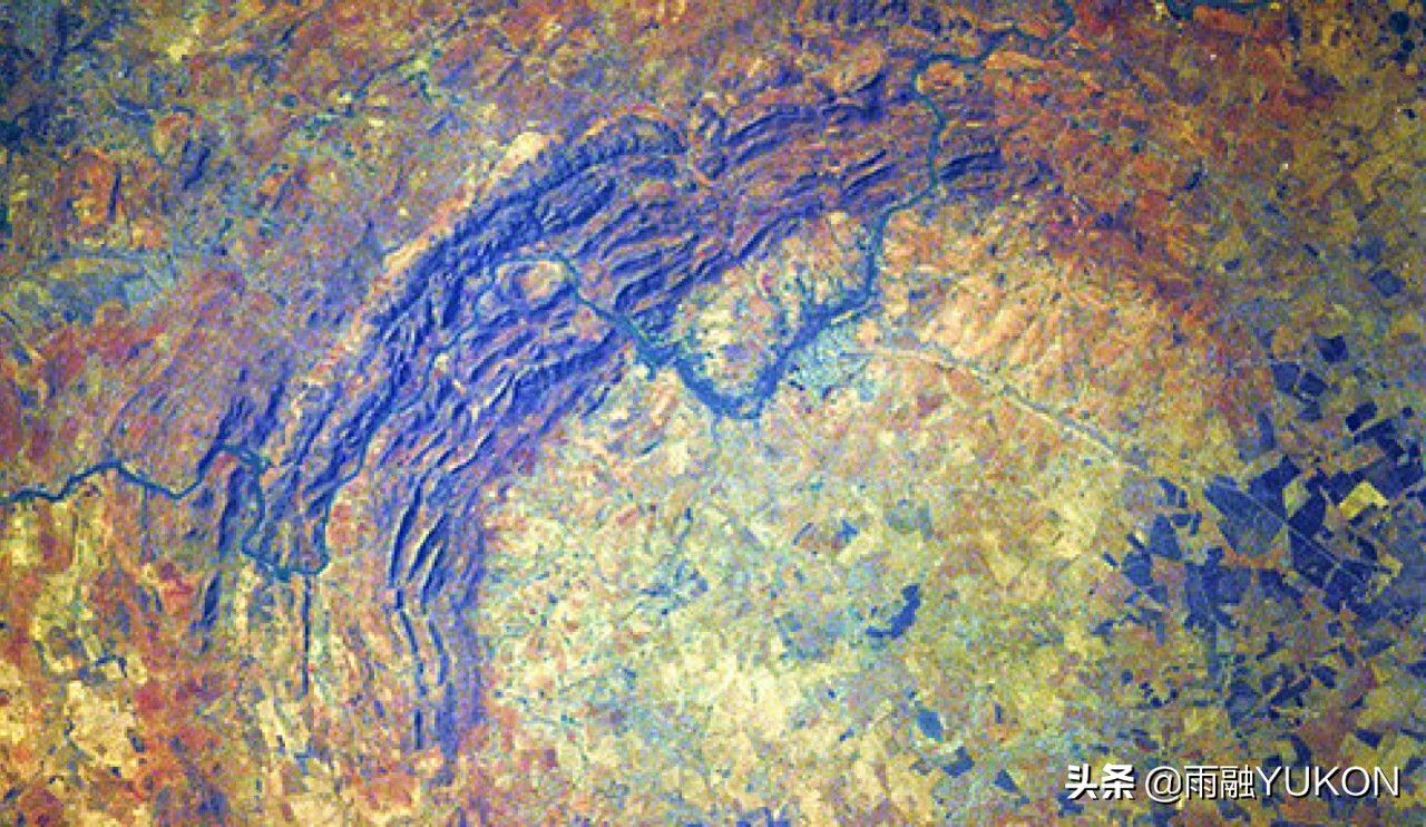 全球第一大陨石坑：直径达30万米，却一直到1990年才被人类发现