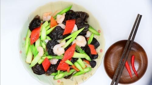 一扫而光|这6道应季的素菜,做法一目了然,8分钟出锅,我家小孩一扫而光