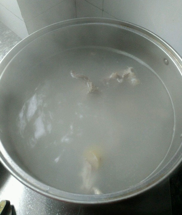 史上最详细的熬汤技法大全,看完后再也不用为熬汤发愁了!