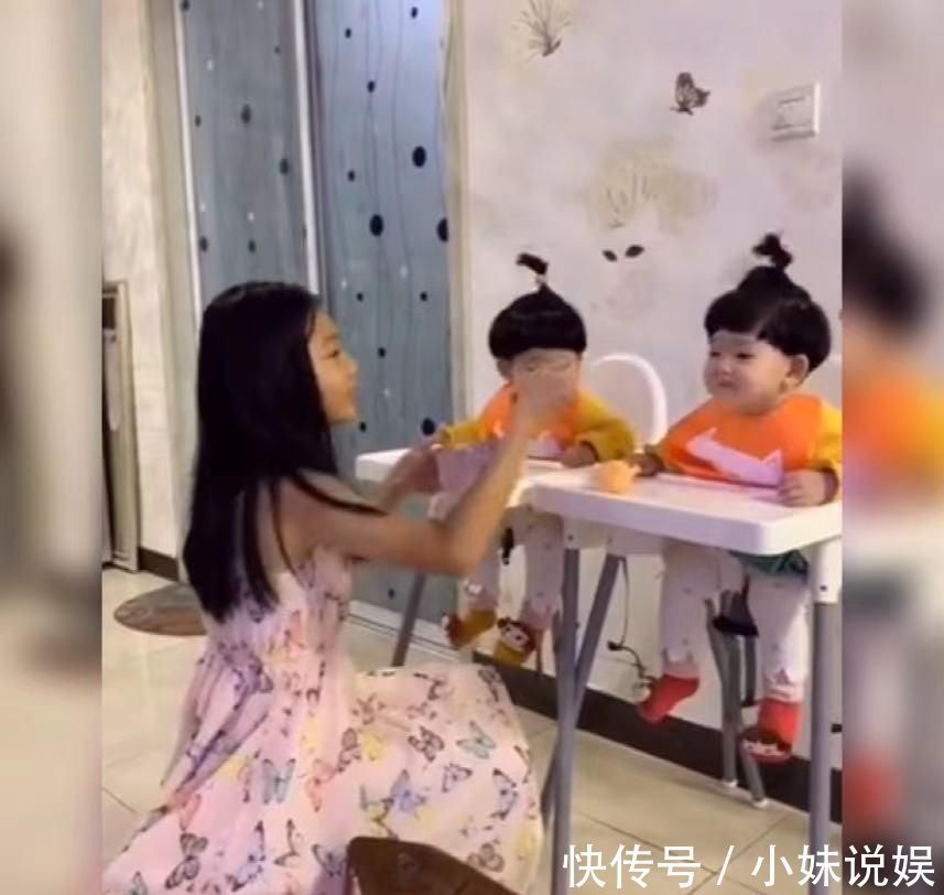 餐具|妹妹不好好吃饭，姐姐用计“套路”妹妹火了，网友：布娃娃太惨了