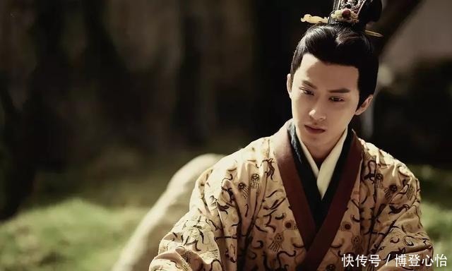 郭沫若|曹植七步诗救命,鲁迅和郭沫若写反七步诗,为何一个被赞一个被骂