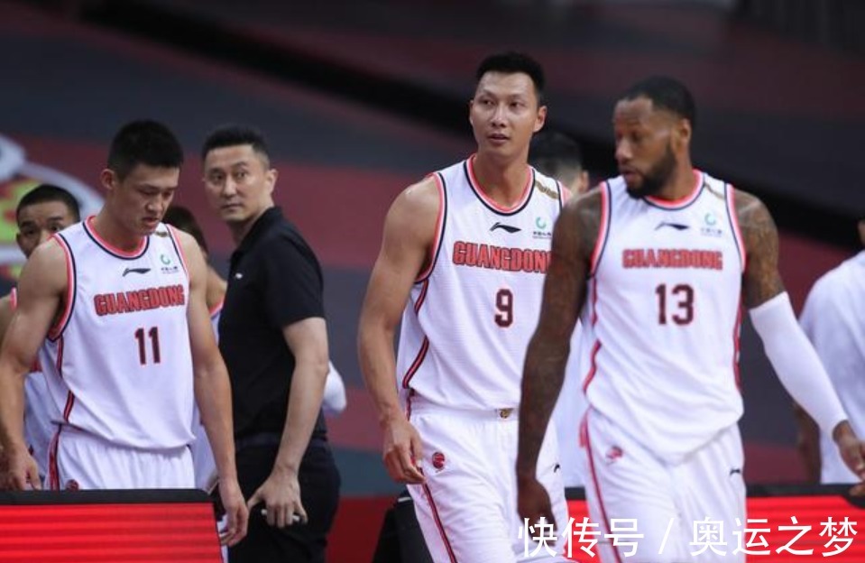 复出|广东男篮两消息,赵睿复出时间确定,马尚被放弃,或无缘四连冠!