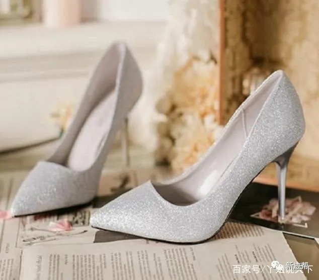 性感|时尚百搭的尖头高跟鞋,更迷人,更高挑,更时尚,女人味十足!