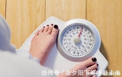 喝水|高血压的朋友在喝水上应牢记这两点,身体才会变的健康!