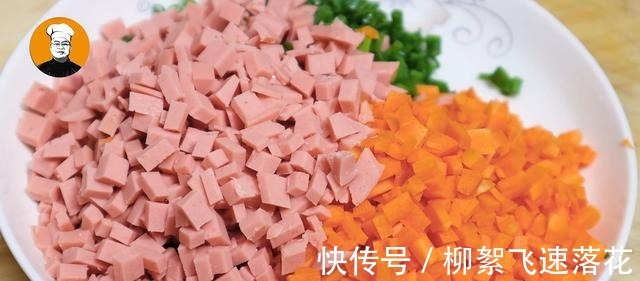 小葱|我家面粉从不蒸馒头,教你新吃法,比包子简单,比油条好吃!