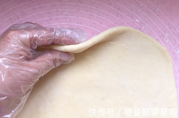 早餐给孩子做一份奶香山药饼，健脾胃，好消化