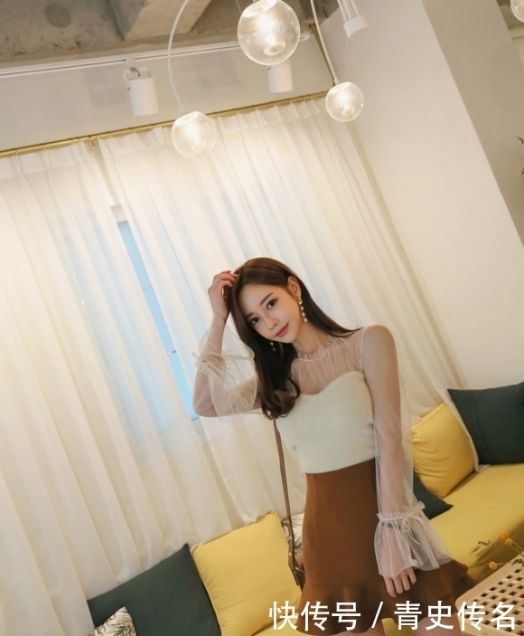 性感女神孙允珠清纯花仙晓蝉薄翼百合束袖裙凸显修长美腿