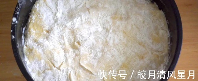 浸奶式面包从未吃过这样的面包,外形丑,口感比蛋糕还软嫩!