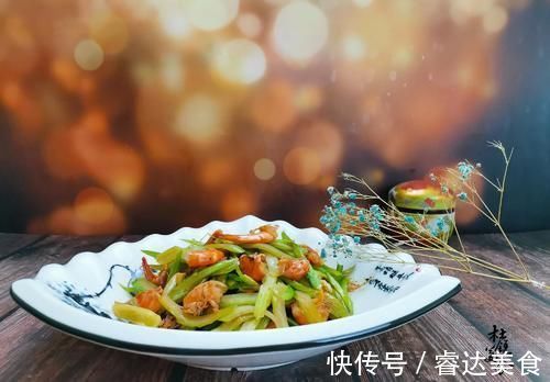 老年人|便秘特怕的1种蔬菜，浑身都是宝，富含纤维素，要常做给父母吃