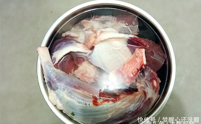 京味酱牛肉,酱香浓郁,瘦而不柴,记住几个窍门,在家也能做